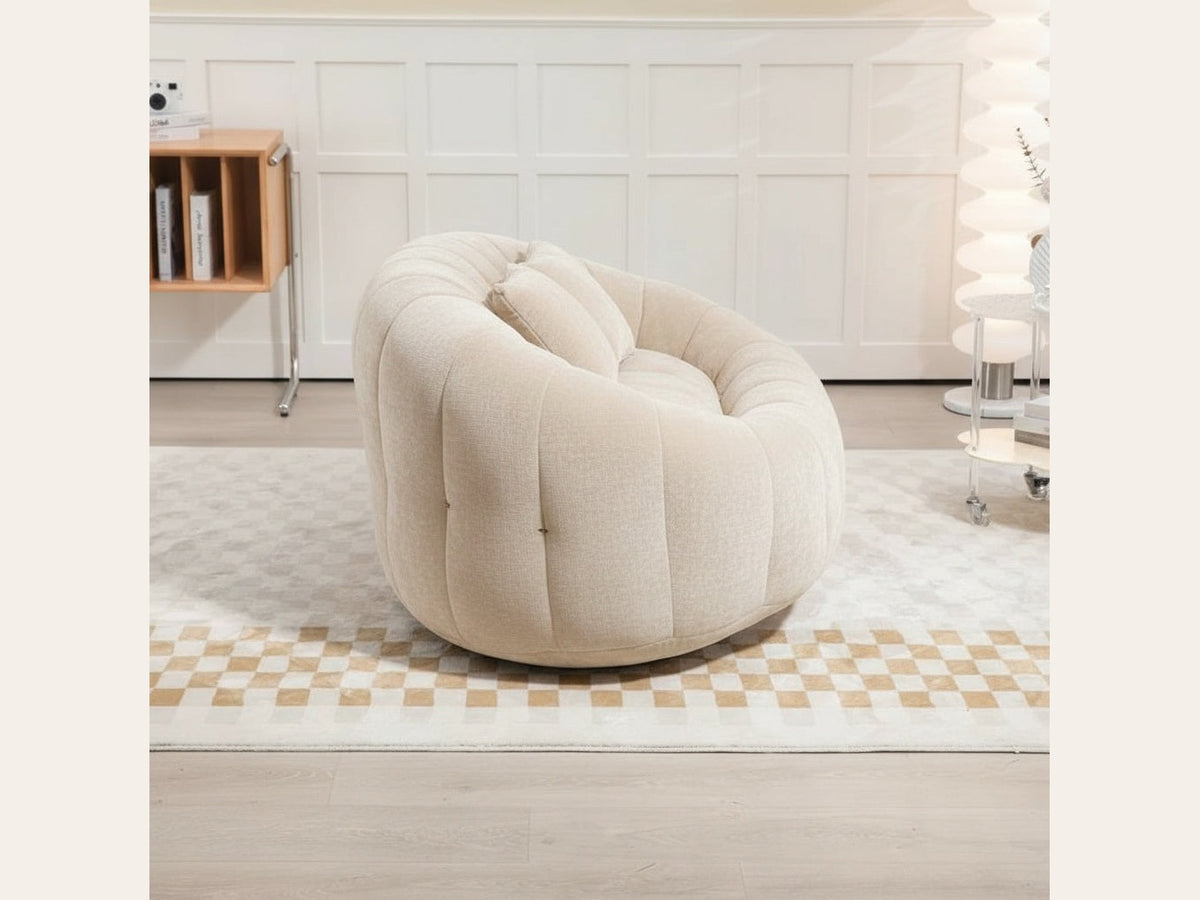 Canapé pouf 2 places en chenille, coloris beige crème, en situation, trois quarts