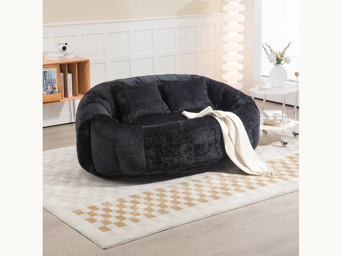 Canapé pouf 2 places en chenille, coloris anthracite, en situation, avec le plaid