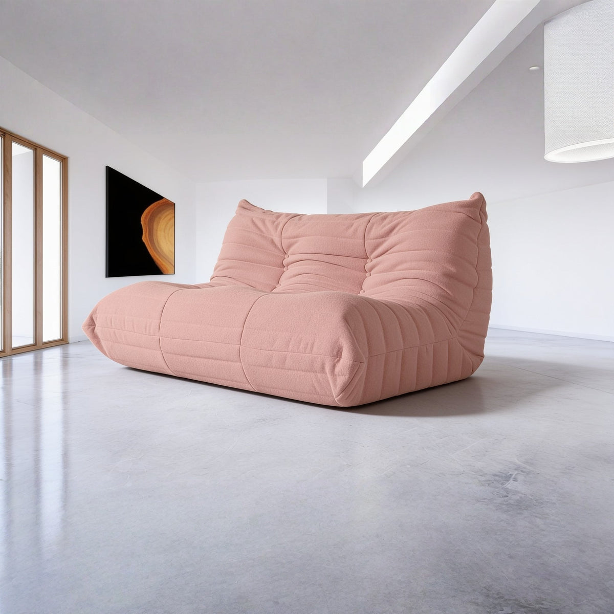 Canapé modulable bas 2 places, velours teddy rose poudré, en situation dans un intérieur