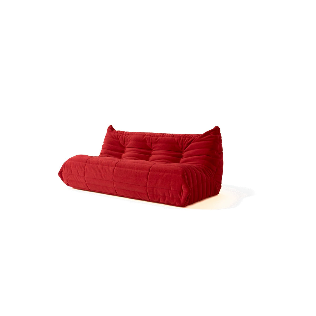 Canapé modulable bas 3 places, velours teddy rouge carmin, vue de trois quarts avant