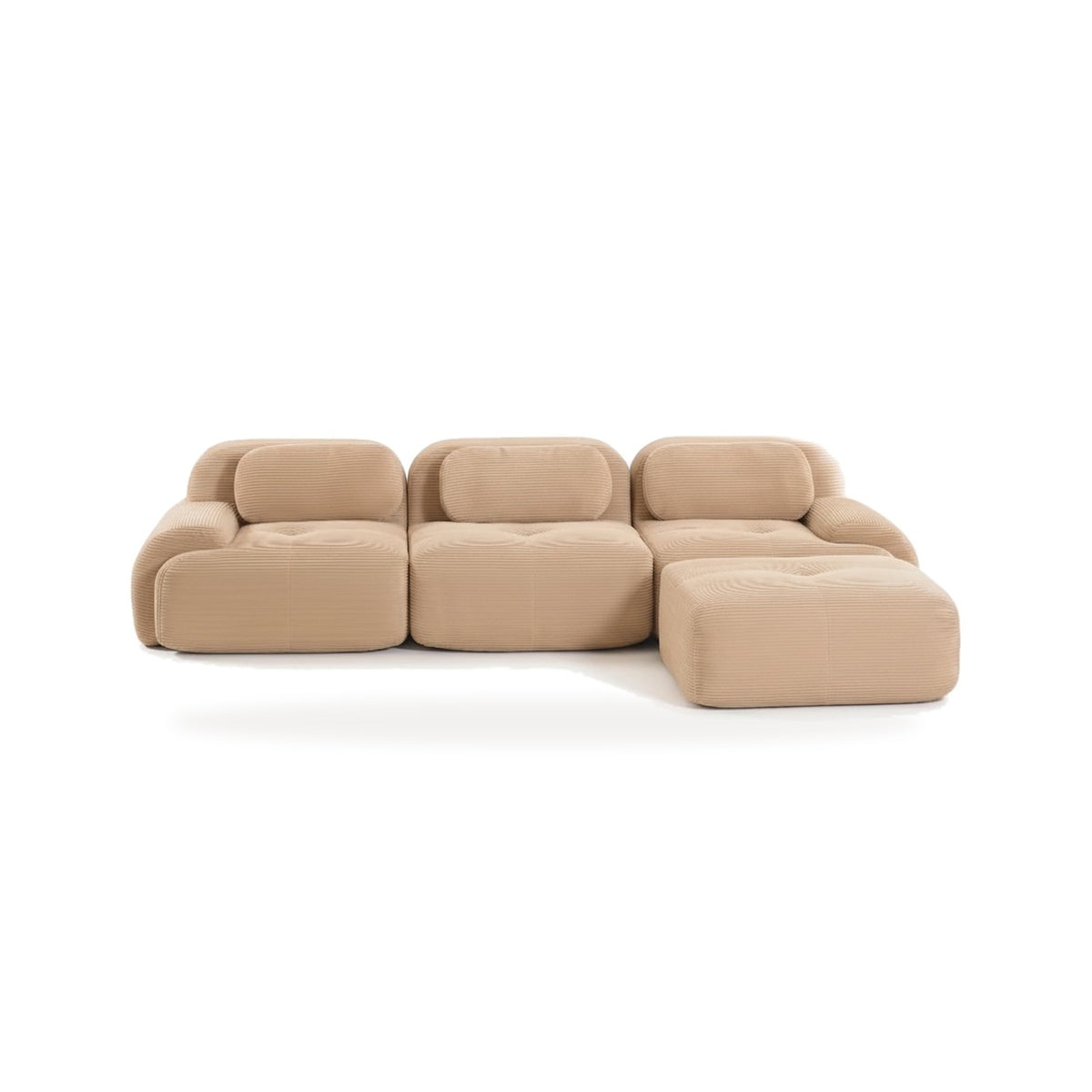 Canapé méridienne 3 places beige, vue de face sur fond blanc