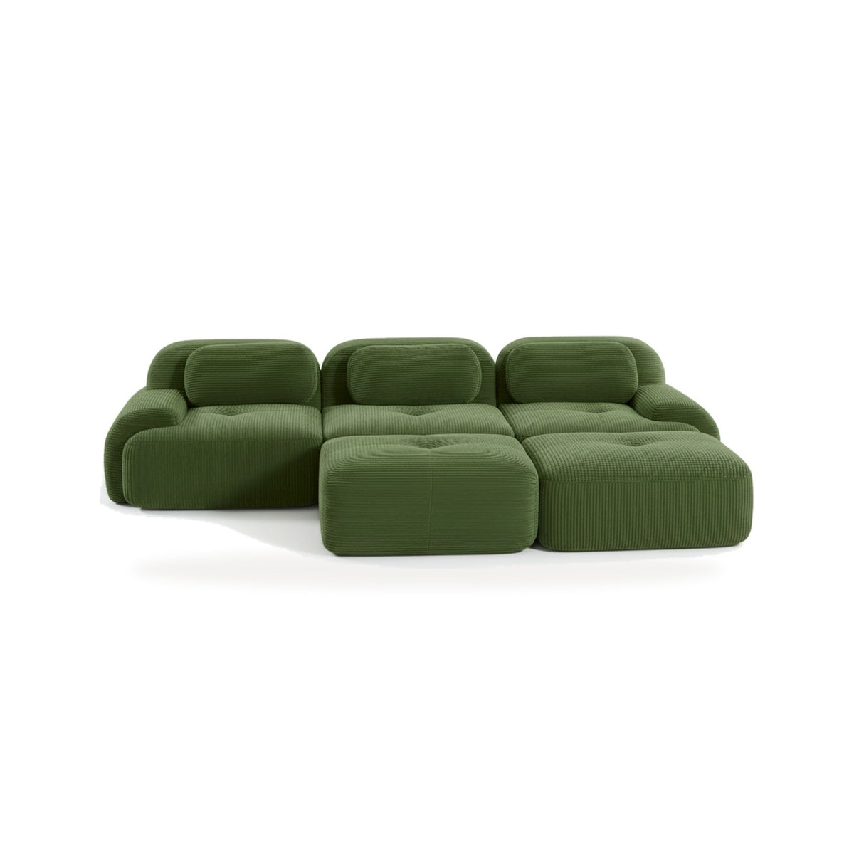 Canapé 3 places avec poufs vert, vue de face sur fond blanc