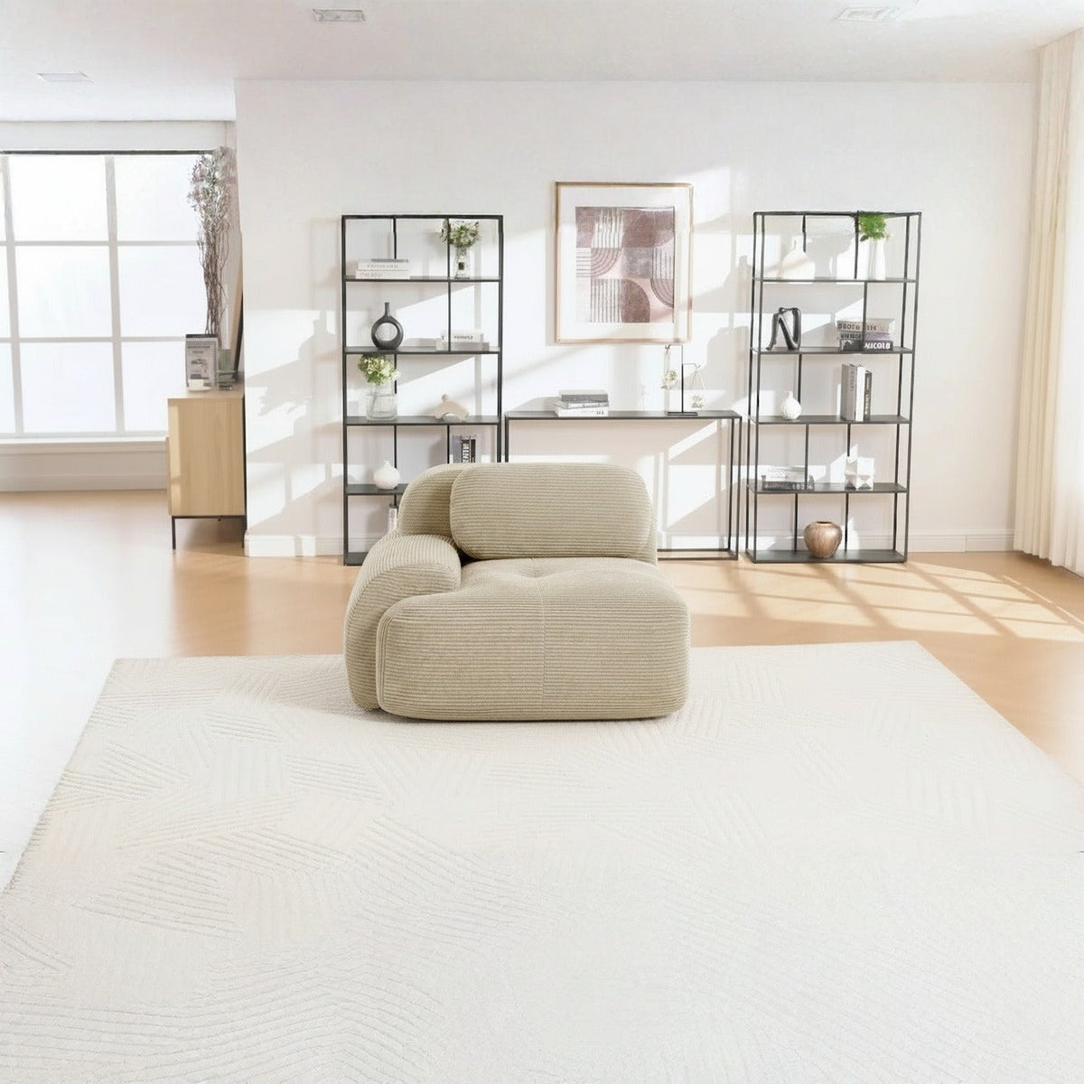 Fauteuil modulable beige, de face dans un salon