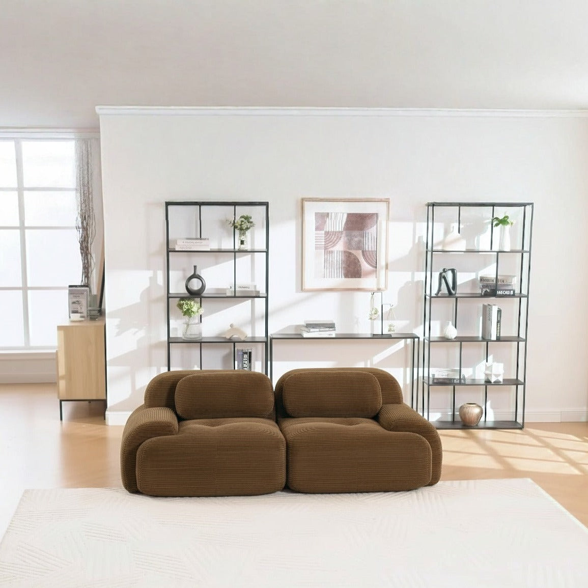 Canapé modulaire 2 places brun, de face dans un salon