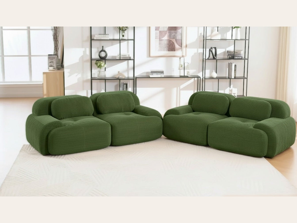Salon velours côtelé vert, de face dans un salon