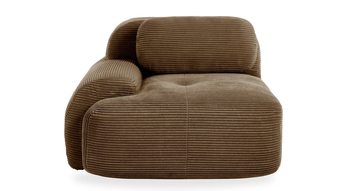 Fauteuil modulable brun, vue de trois quarts sur fond blanc, accoudoir à gauche sur l'image