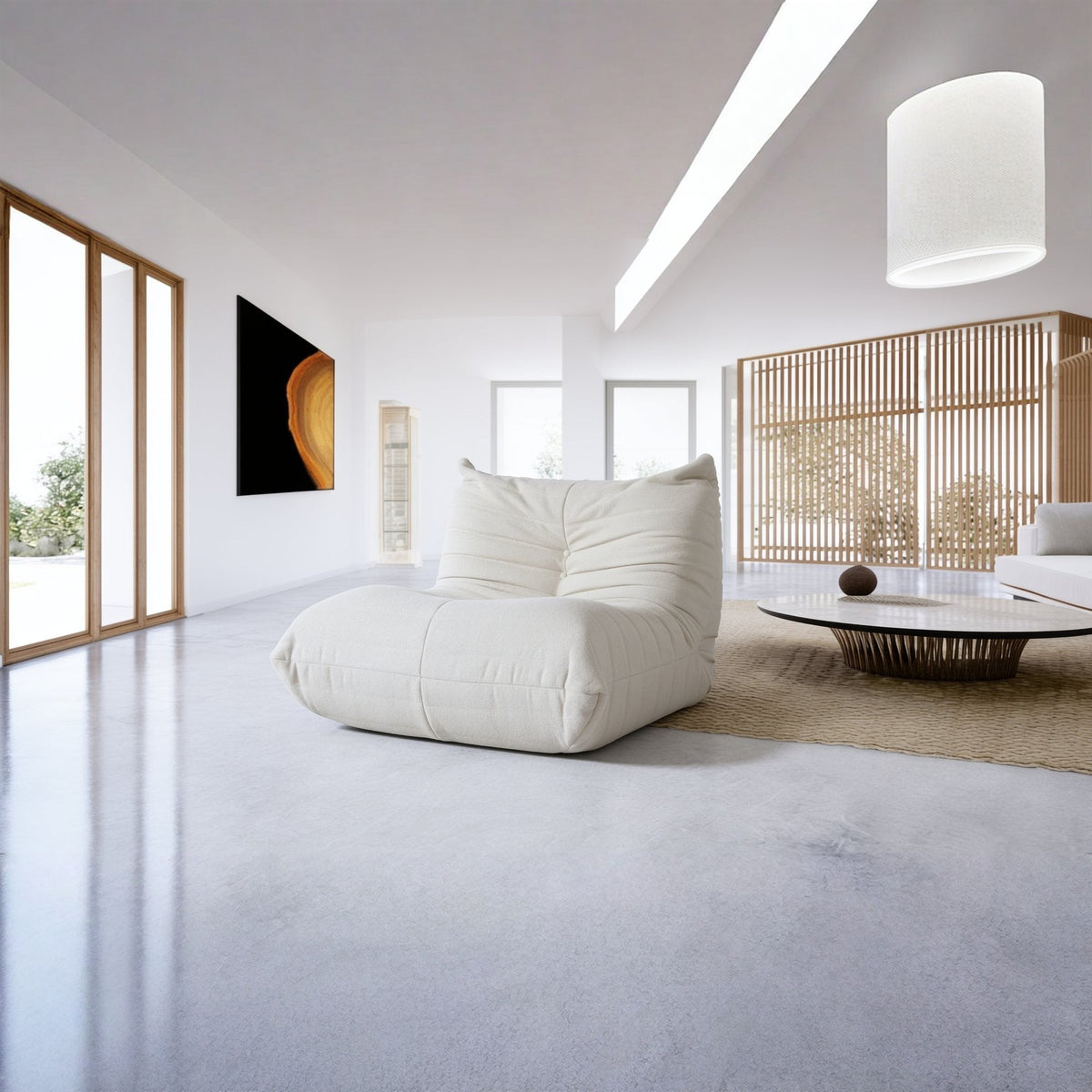Fauteuil bas modulable, velours teddy blanc écru, en situation dans un intérieur