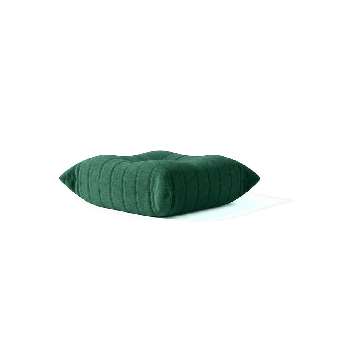 Pouf repose-pieds bas, velours teddy vert sapin, vue de trois quarts arrière